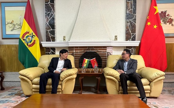 1726631896177 玻利維亞王亮 - 600